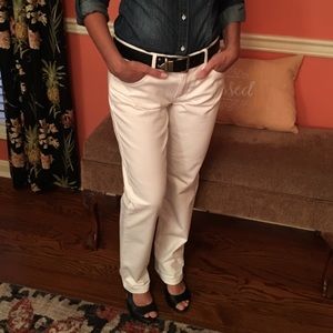 NWT BANANA REPUBLIC  girlfriend jeans size 4